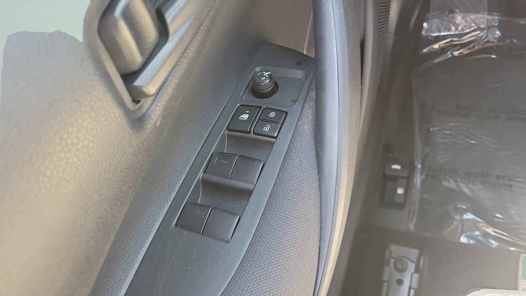 Used 2023 Toyota Corolla LE FWD image 17