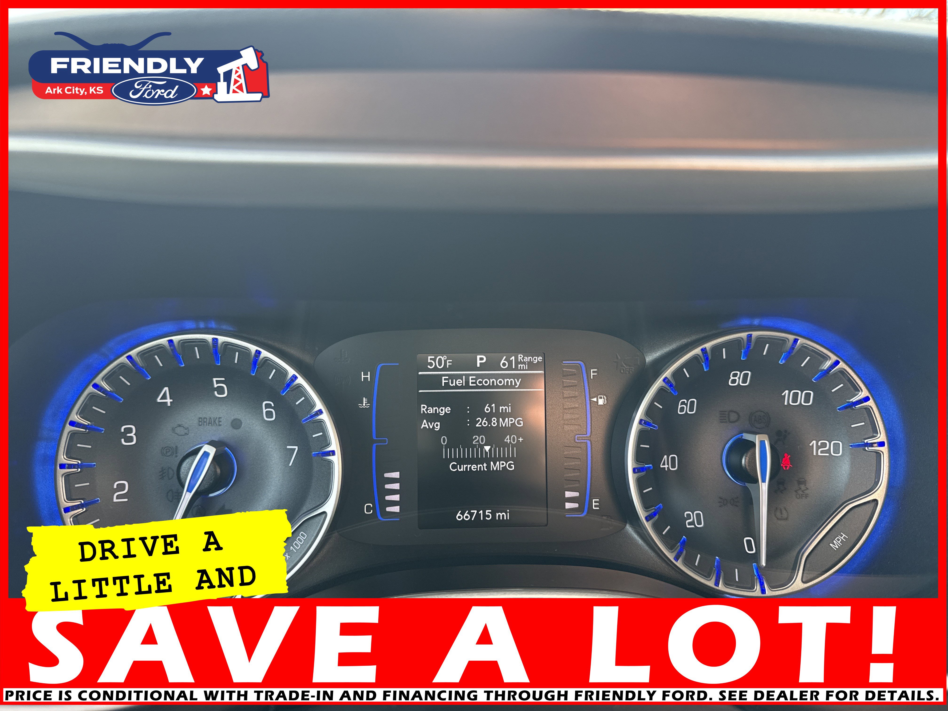 Used 2023 Chrysler Voyager LX image 32