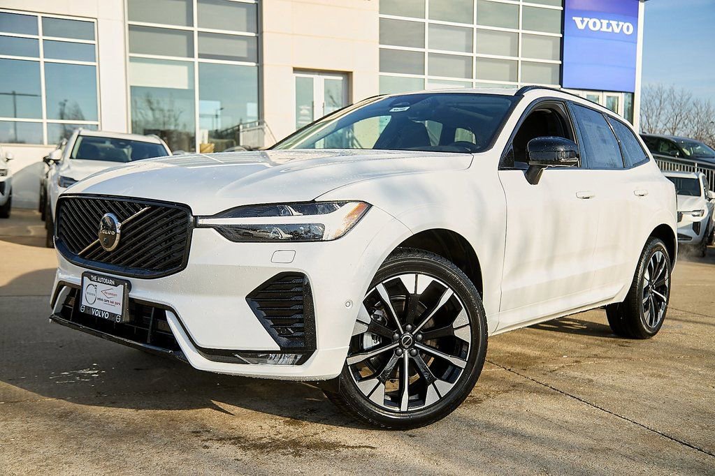 New 2026 Volvo XC60 B5 Plus w/ Climate Package image 2