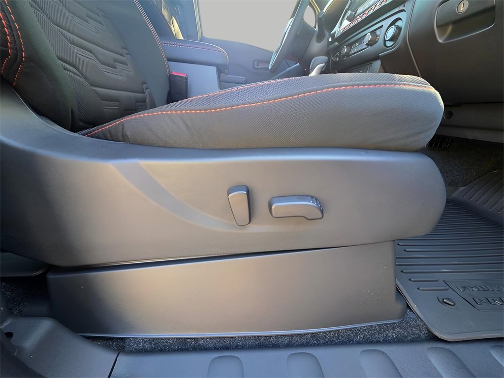 New 2026 Nissan Frontier PRO-4X image 12