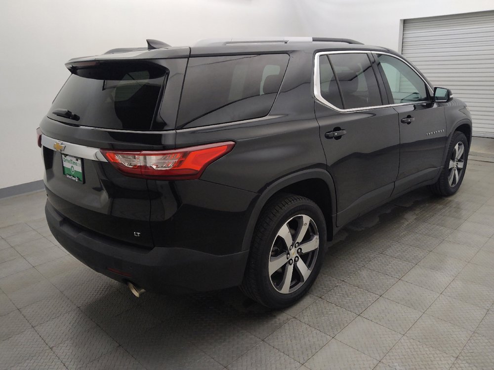 Used 2018 Chevrolet Traverse LT w/ LPO, Floor Liner Package FWD image 9