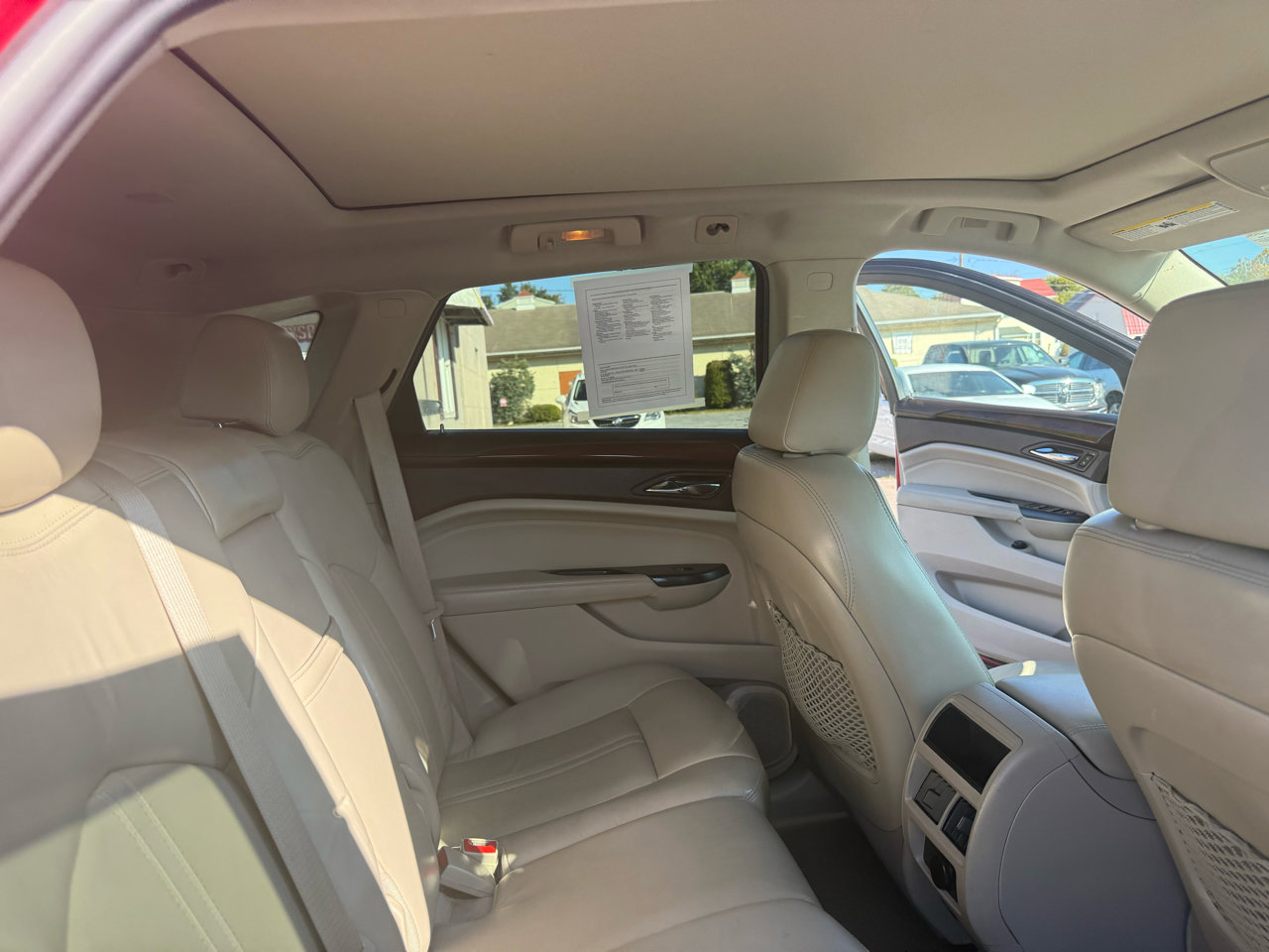 Used 2015 Cadillac SRX Luxury w/ Driver Awareness Package image 75