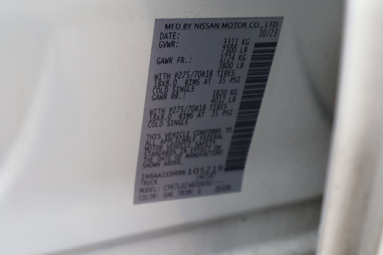 Used 2024 Nissan Titan PRO-4X w/ Pro-4x Convenience Package image 31