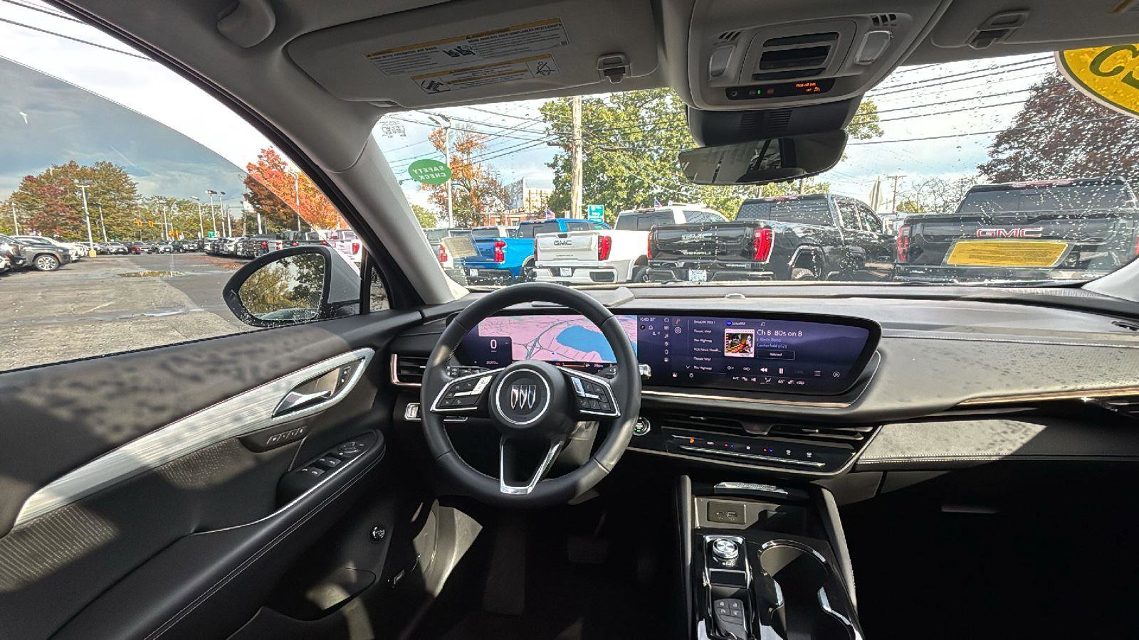 Certified 2025 Buick Envision Avenir image 27