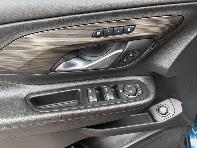 Used 2019 GMC Terrain SLT w/ Preferred Package image 13