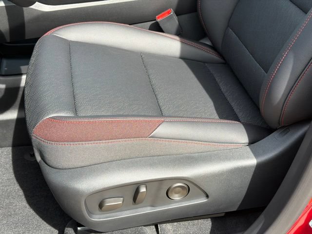 New 2027 Chevrolet Equinox RS w/ LPO, Floor Liner Package FWD image 11