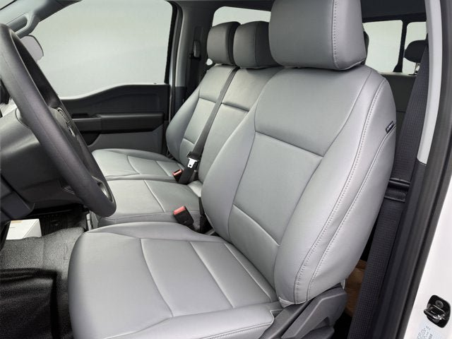 New 2026 Ford F550 4x4 Crew Cab image 8