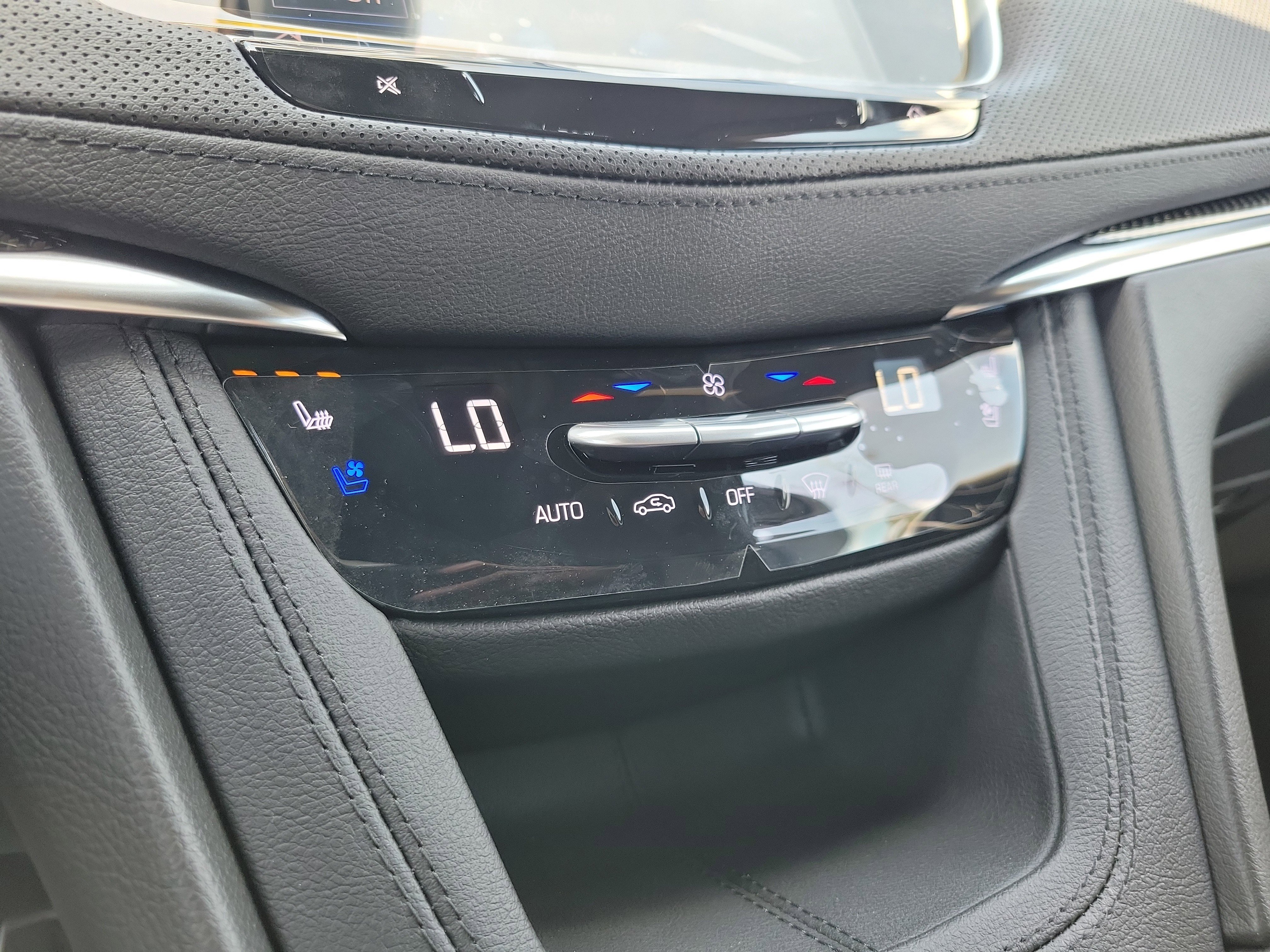New 2026 Cadillac XT5 Sport AWD/4WD image 26
