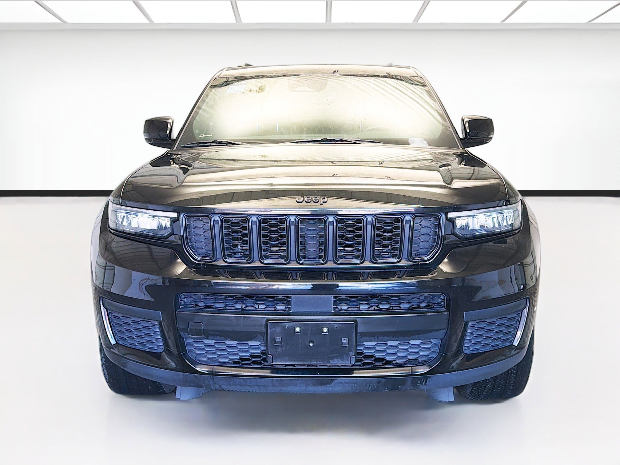 Used 2021 Jeep Grand Cherokee L Laredo AWD/4WD image 2
