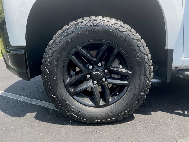 Used 2019 Chevrolet Silverado 1500 LT Trail Boss AWD/4WD image 33