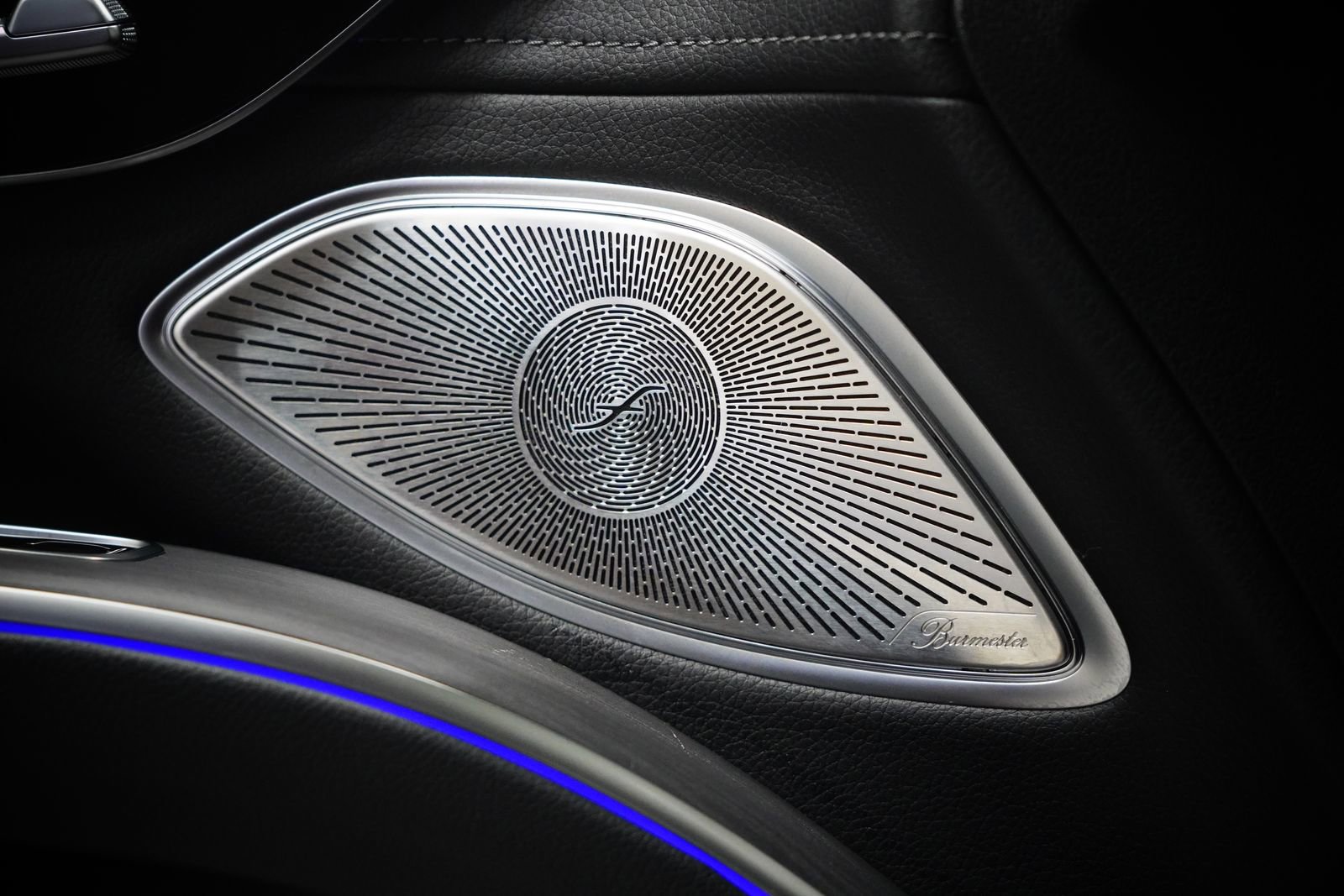 Used 2026 Mercedes-Benz EQS 550 4MATIC SUV image 31