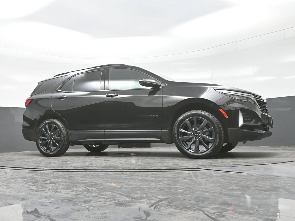 Used 2023 Chevrolet Equinox RS w/ RS Leather Package AWD/4WD image 30