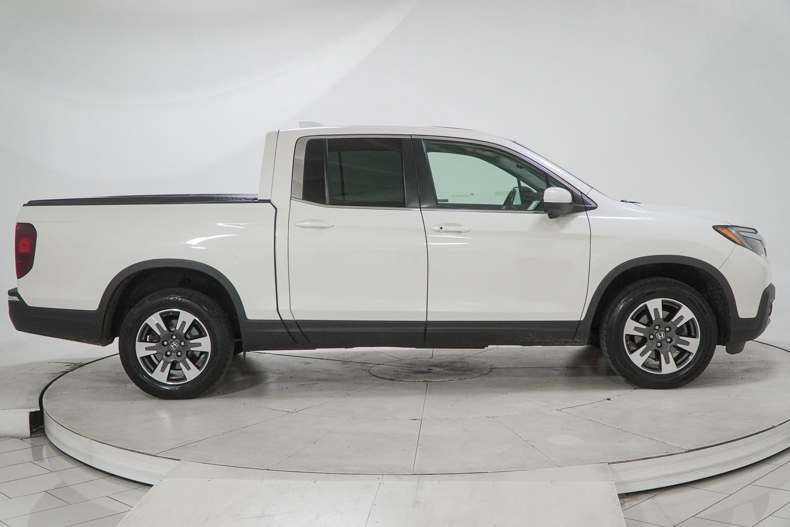 Used 2019 Honda Ridgeline RTL-T image 14