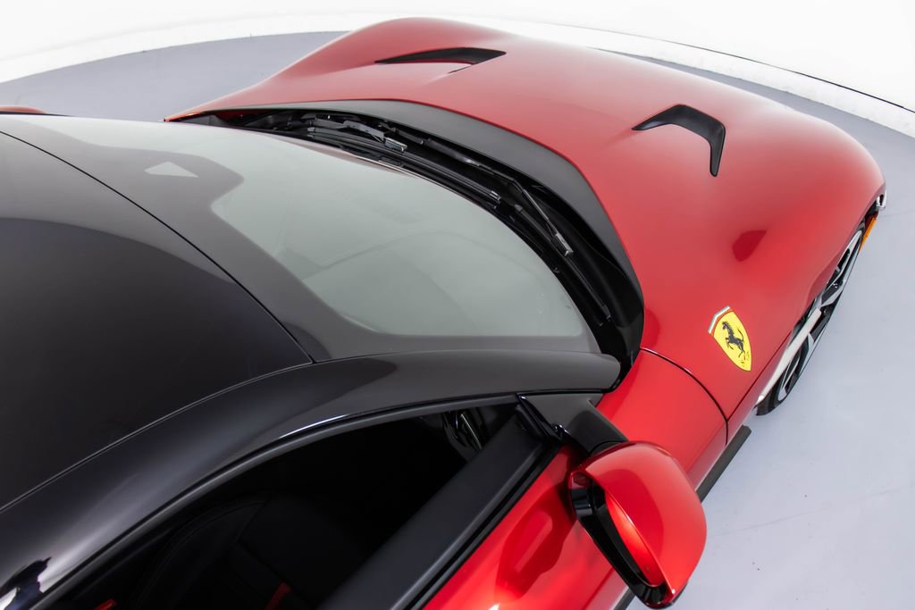 Certified 2025 Ferrari 12Cilindri image 18