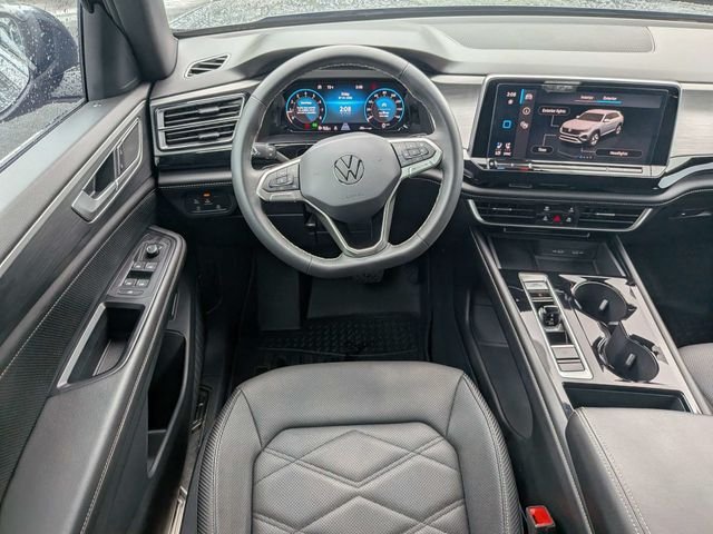 Used 2024 Volkswagen Atlas Cross Sport SE FWD image 16