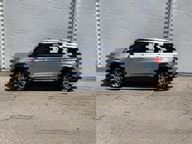 Used 2023 Ford Explorer Limited image 35