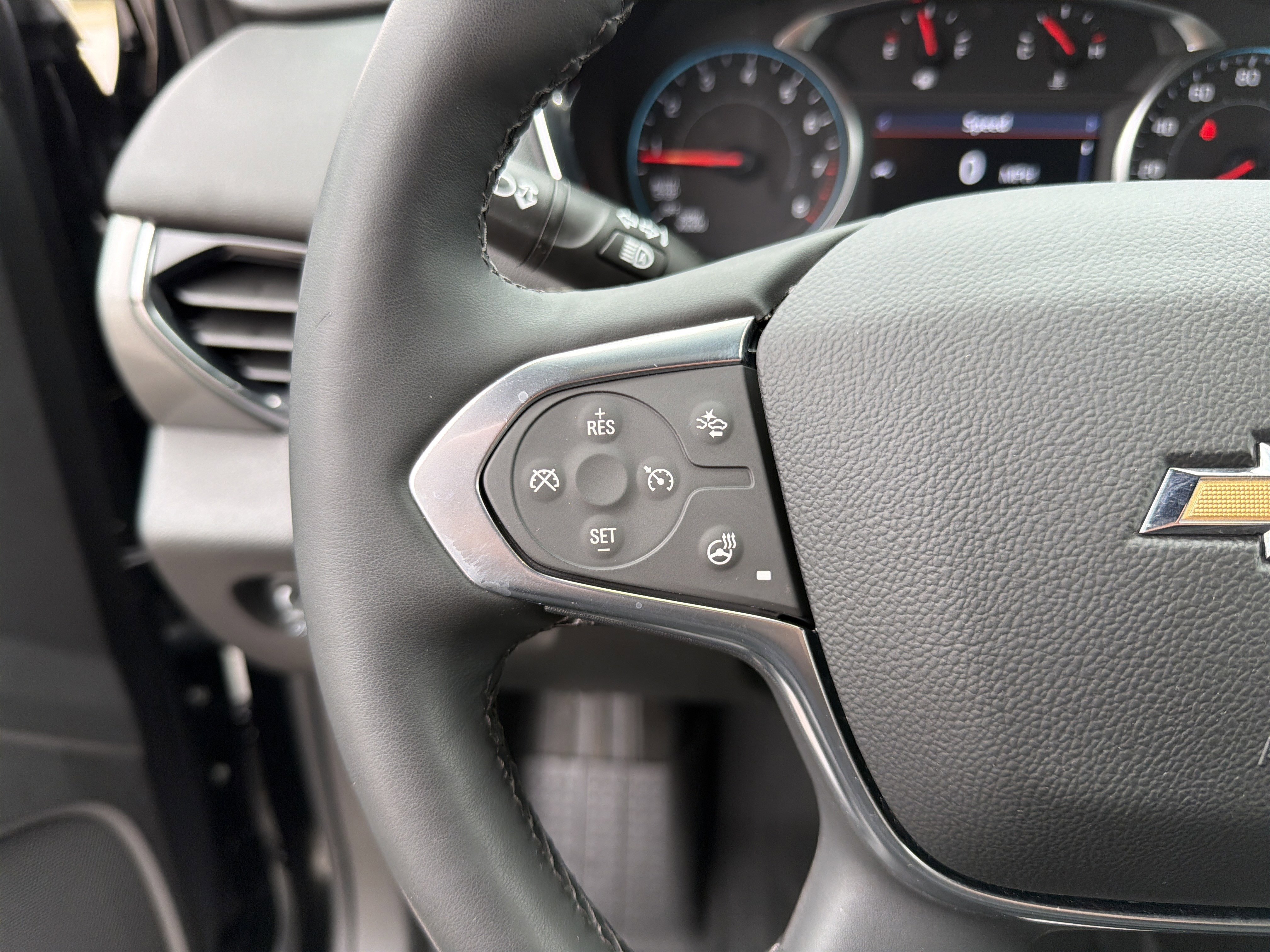 Used 2023 Chevrolet Traverse LT w/ LT Premium Package image 33