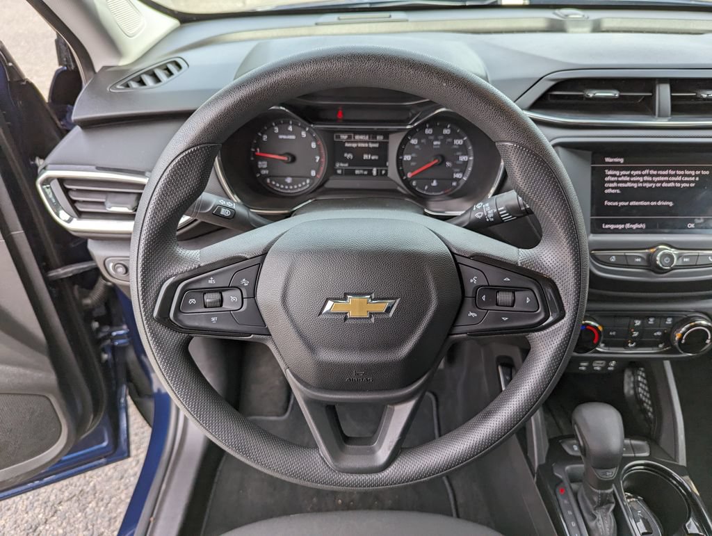 Used 2023 Chevrolet TrailBlazer LT FWD image 15
