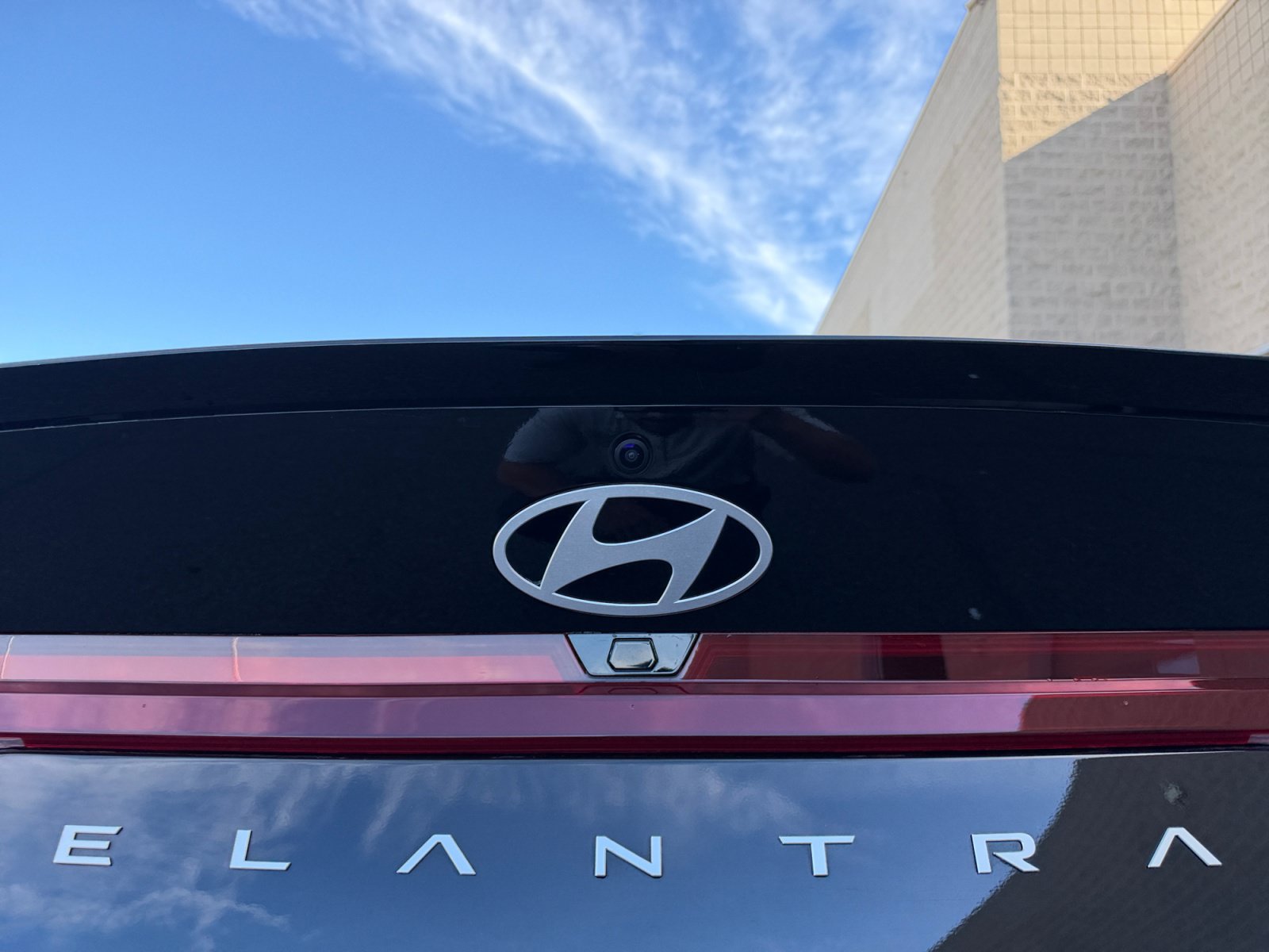 Certified 2025 Hyundai Elantra Sport FWD image 22