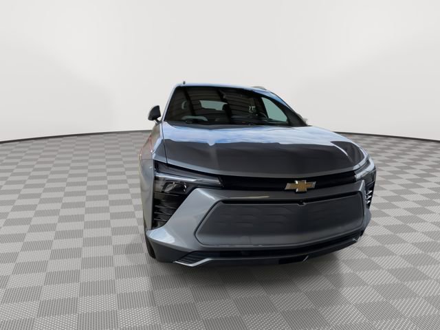 Used 2024 Chevrolet Blazer EV LT AWD/4WD image 2