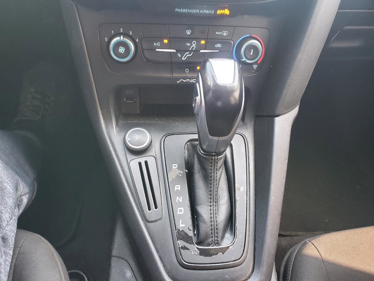 Used 2015 Ford Focus SE image 19