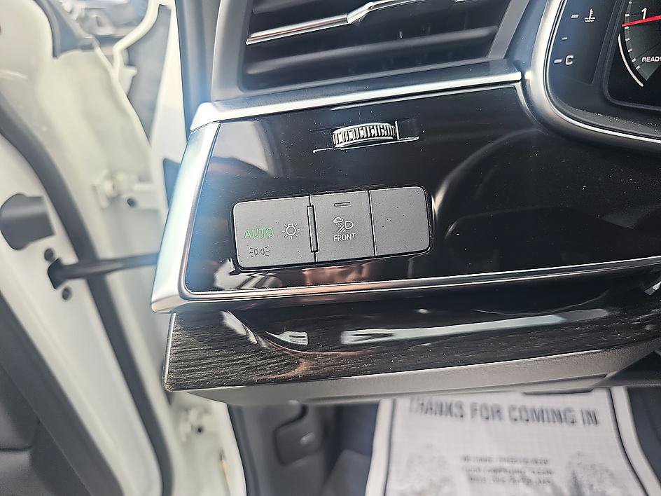 Used 2022 Audi Q7 2.0T Premium AWD/4WD image 12
