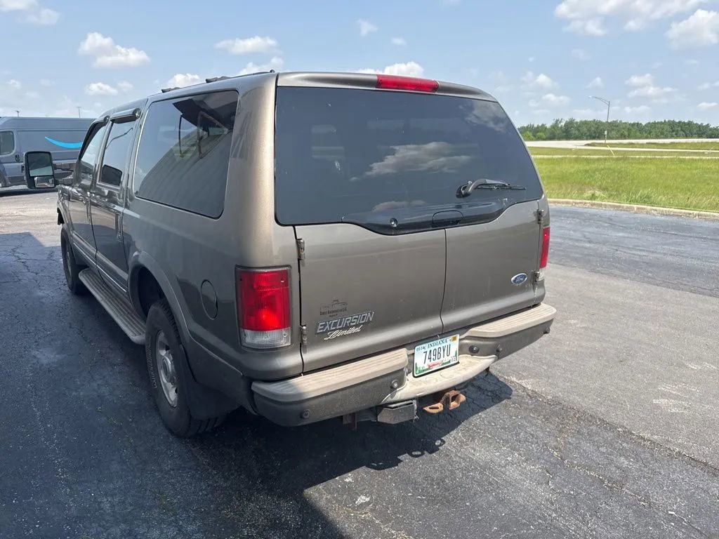 Used 2005 Ford Excursion Limited image 6