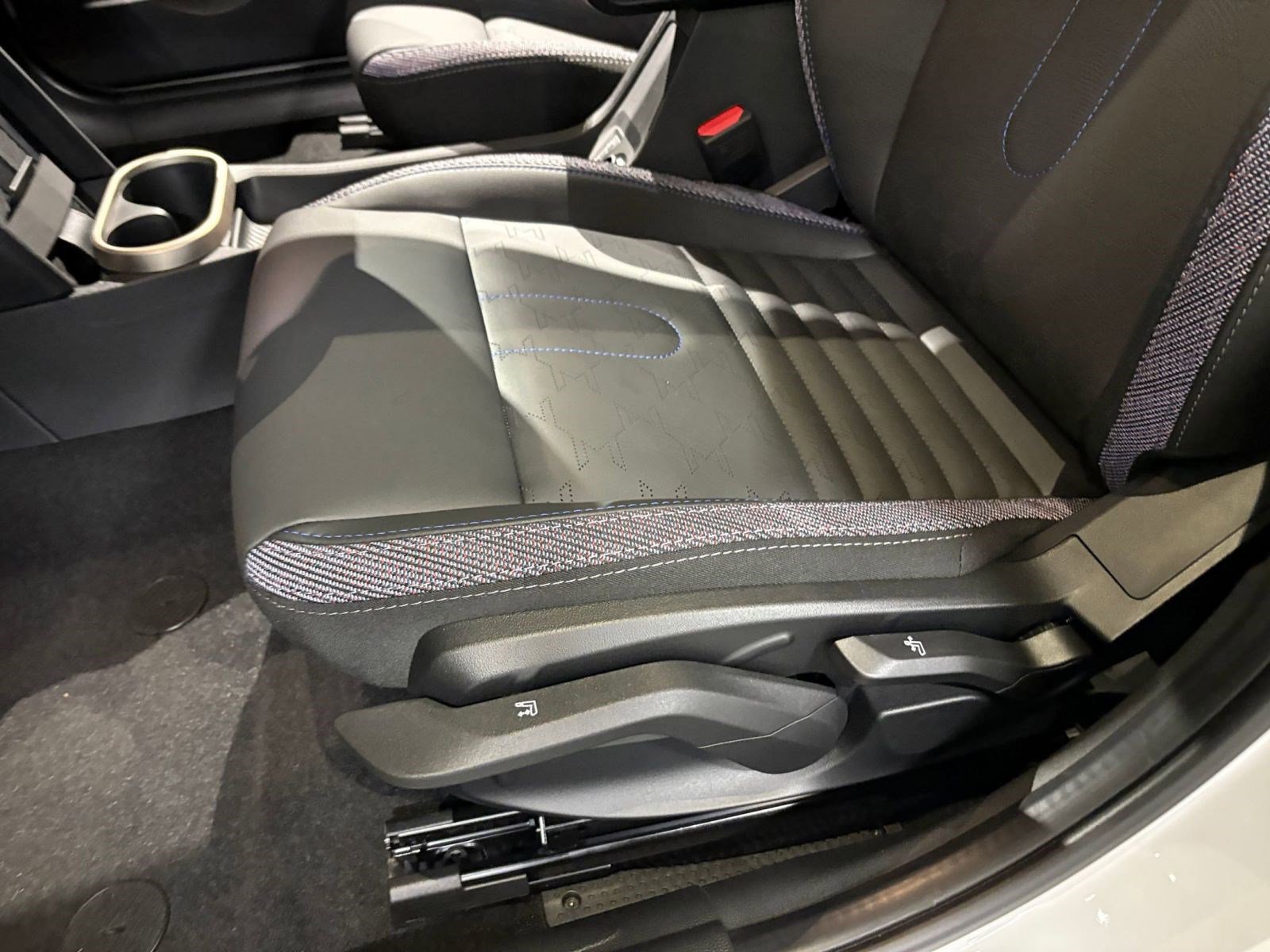 New 2026 MINI Cooper S image 12