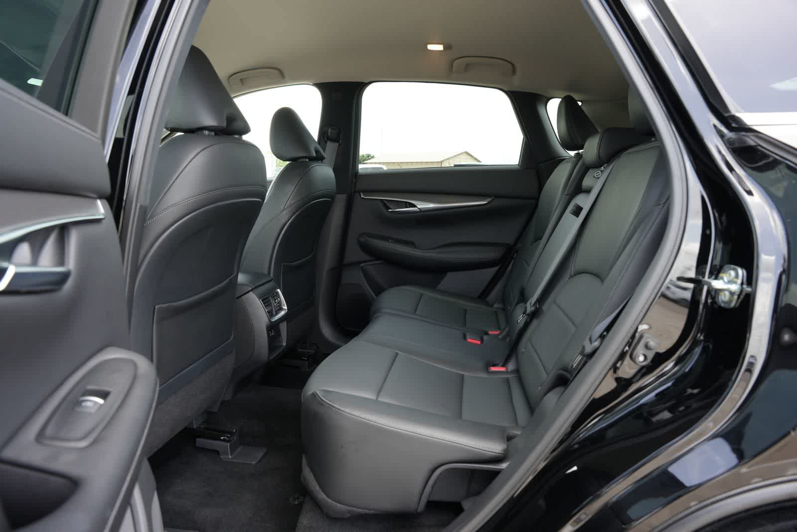 Certified 2023 INFINITI QX50 Pure FWD image 18