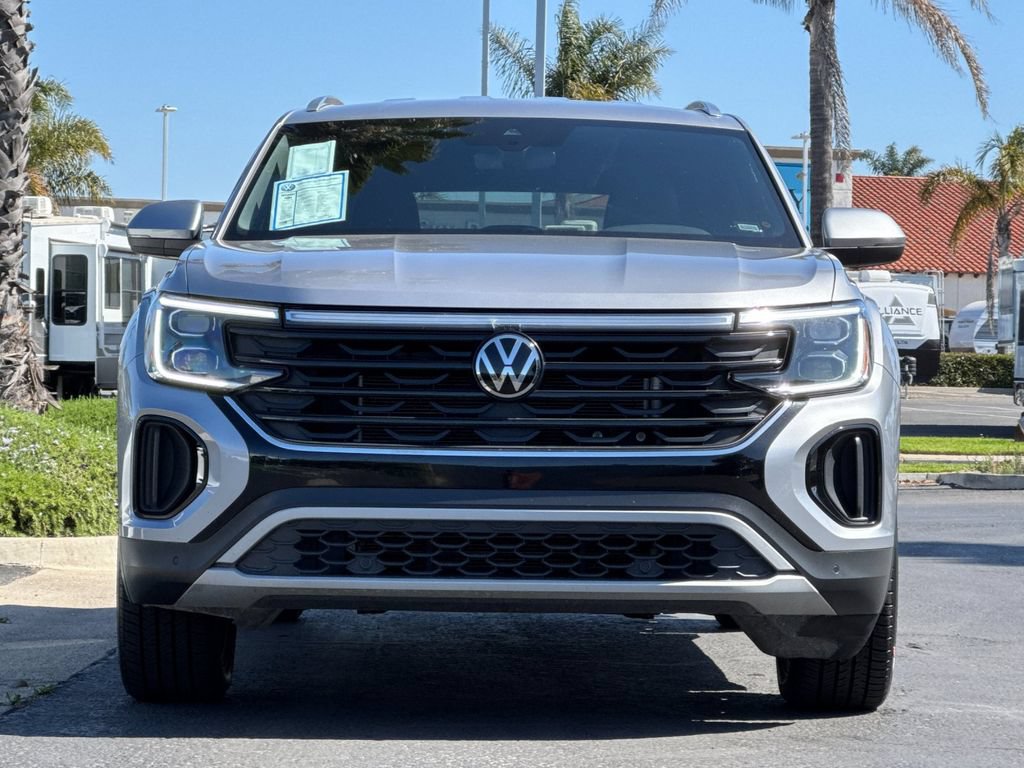 Used 2024 Volkswagen Atlas Cross Sport SE FWD image 9