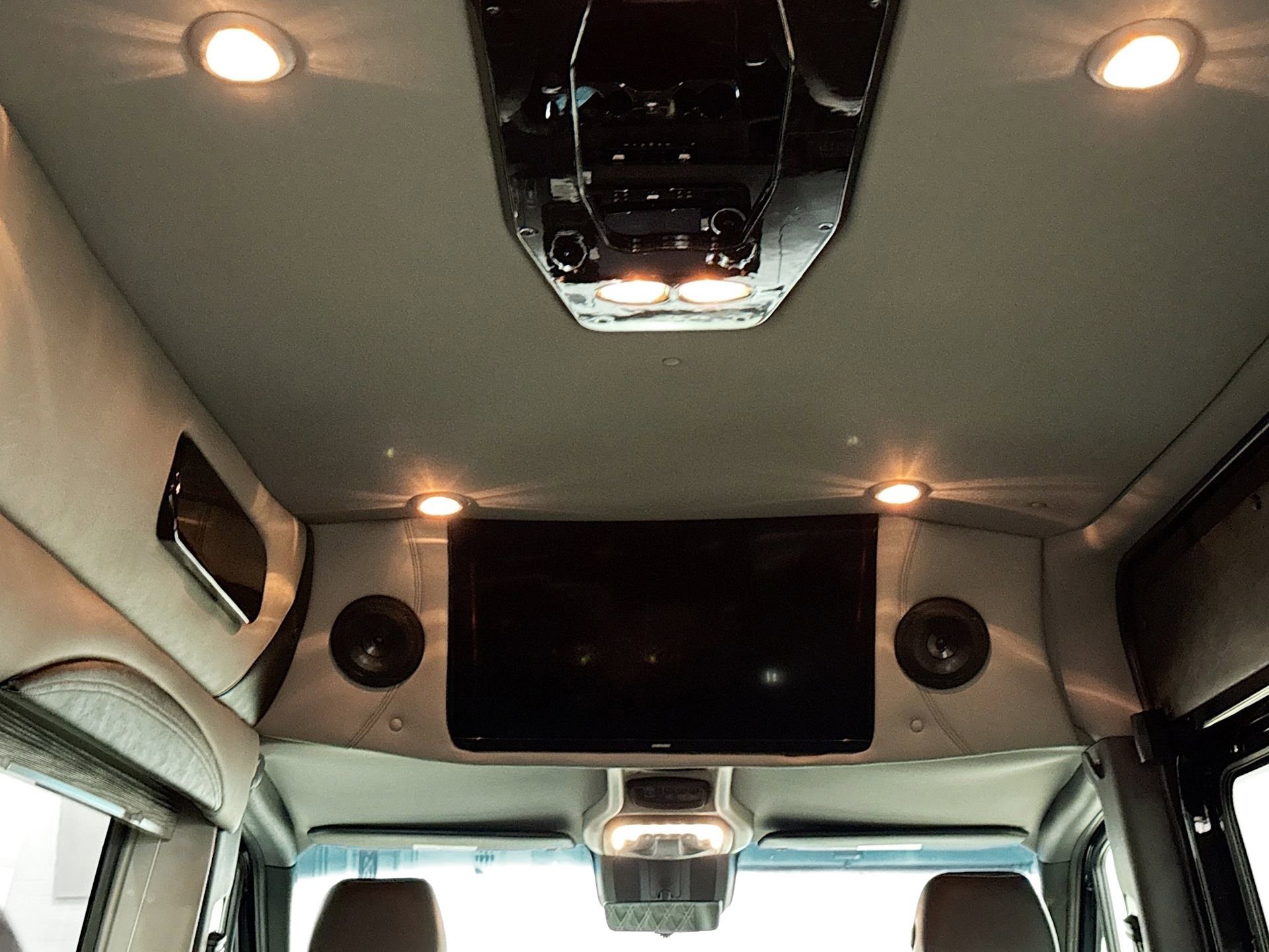 Used 2024 Mercedes-Benz Sprinter 2500 image 25