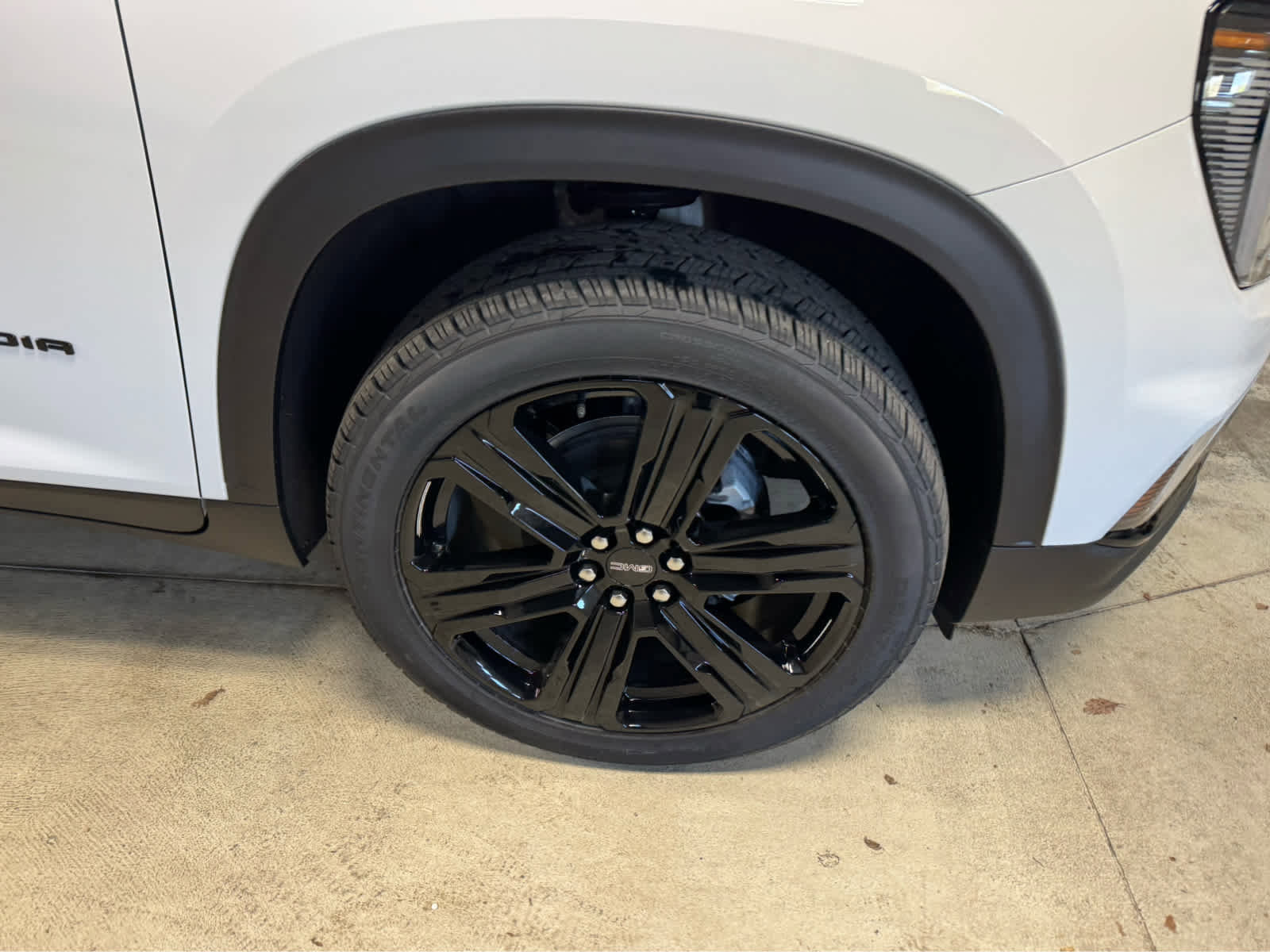 New 2026 GMC Acadia Elevation image 7