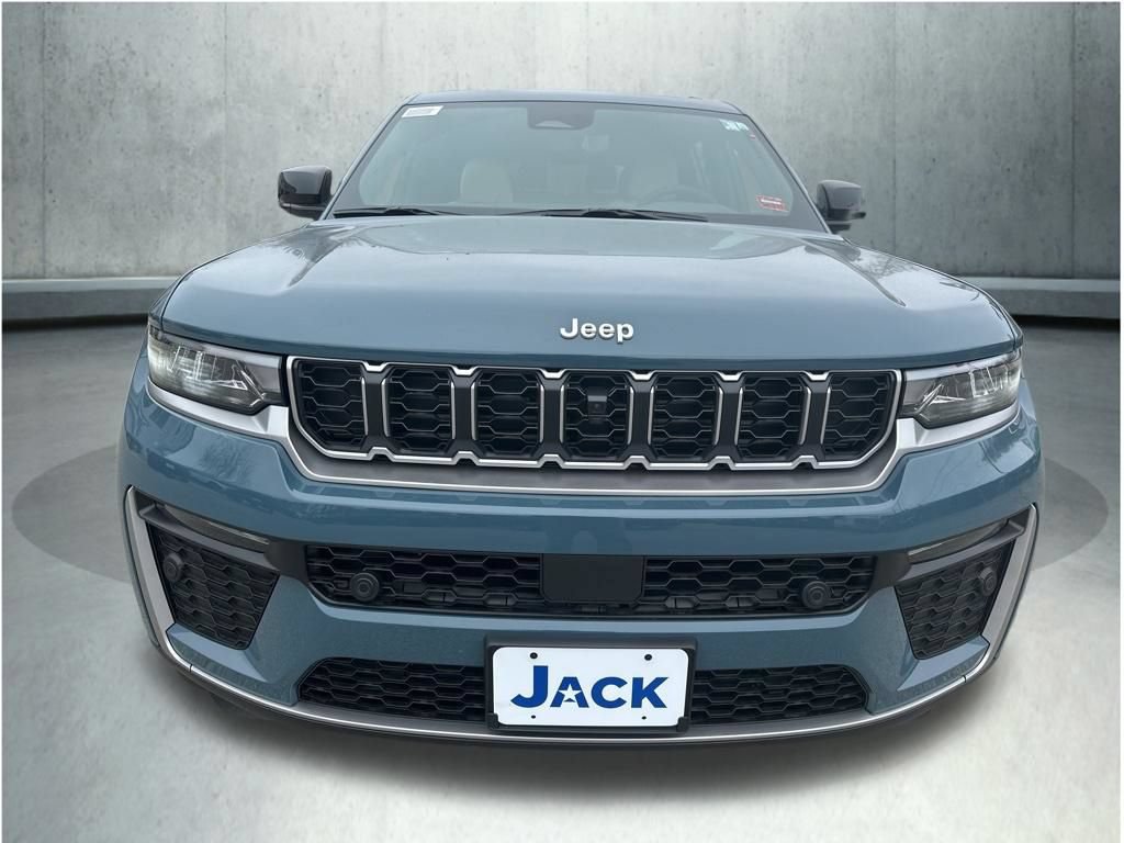 New 2026 Jeep Grand Cherokee L Limited AWD/4WD image 9