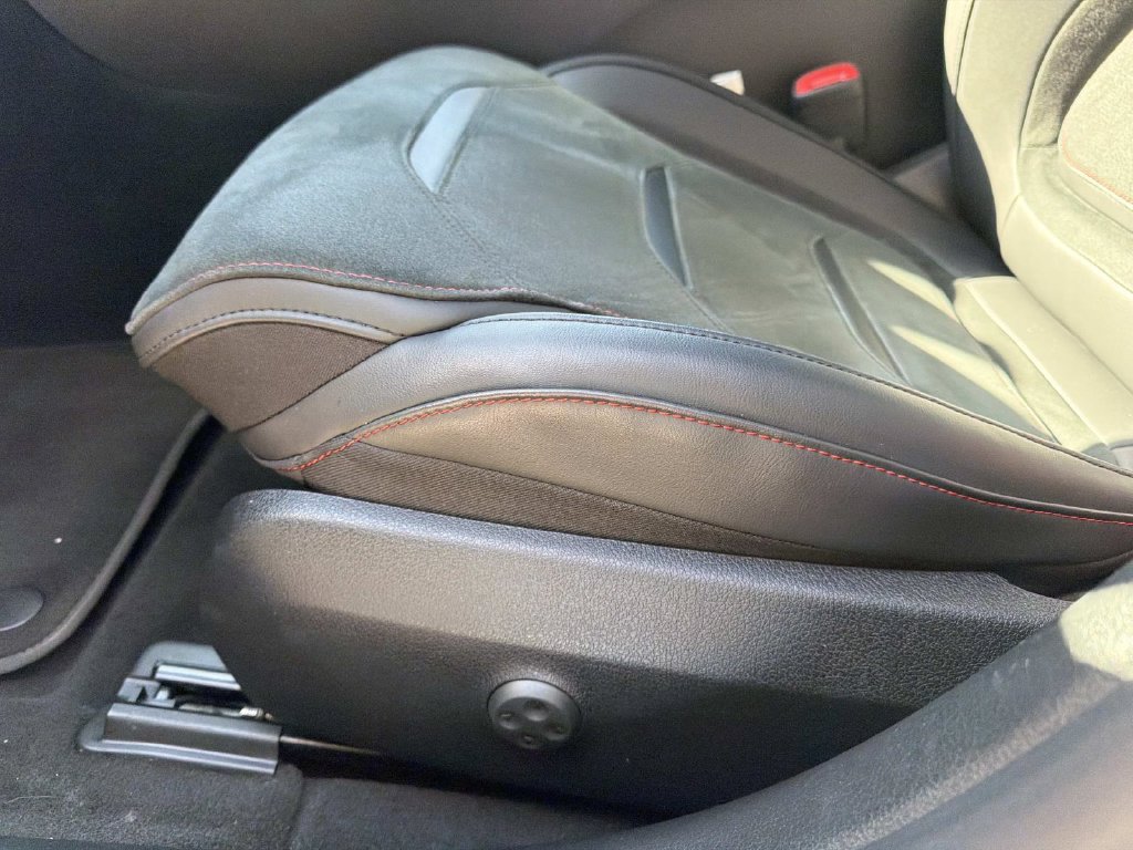 Used 2024 Mercedes-Benz C 43 AMG 4MATIC Sedan image 17