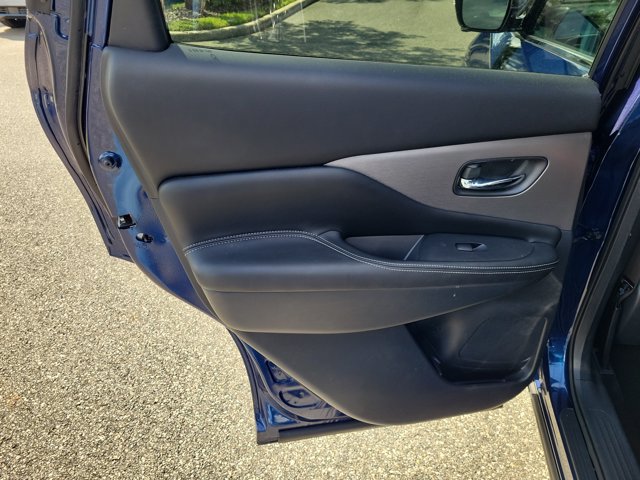 Used 2020 Nissan Murano SV FWD image 14