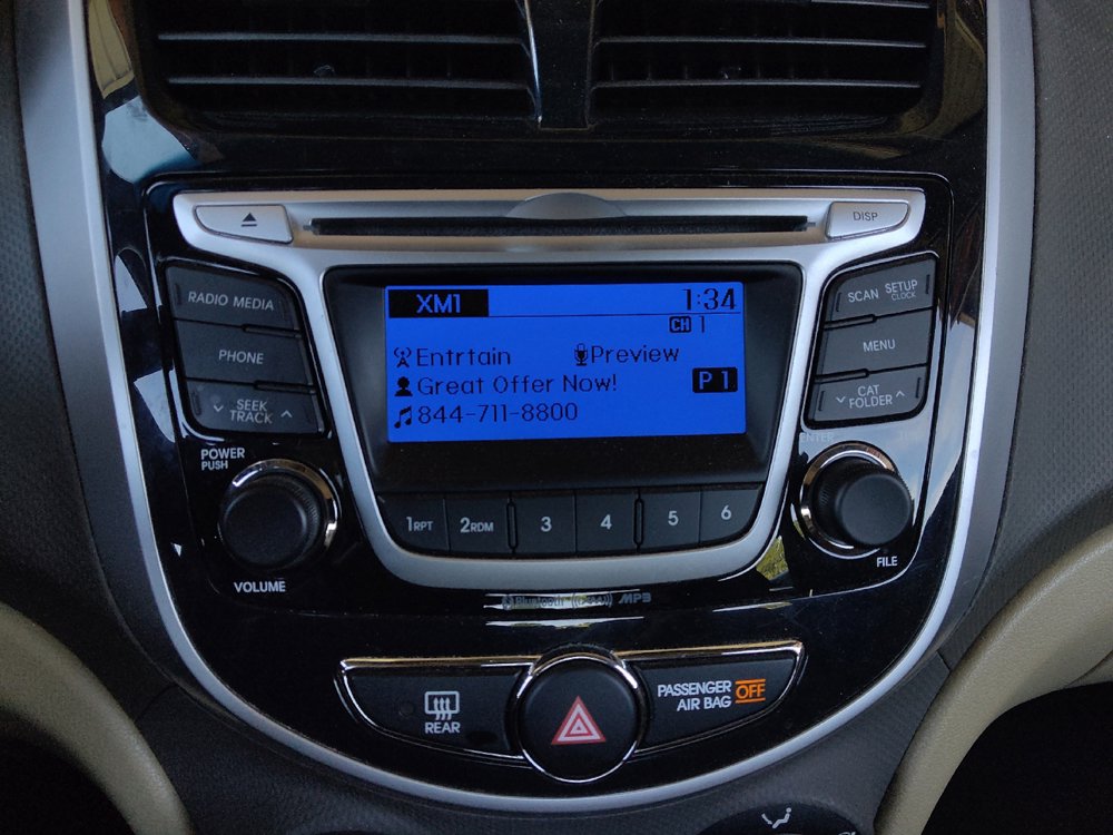 Used 2014 Hyundai Accent GLS w/ Option Group 2 FWD image 25