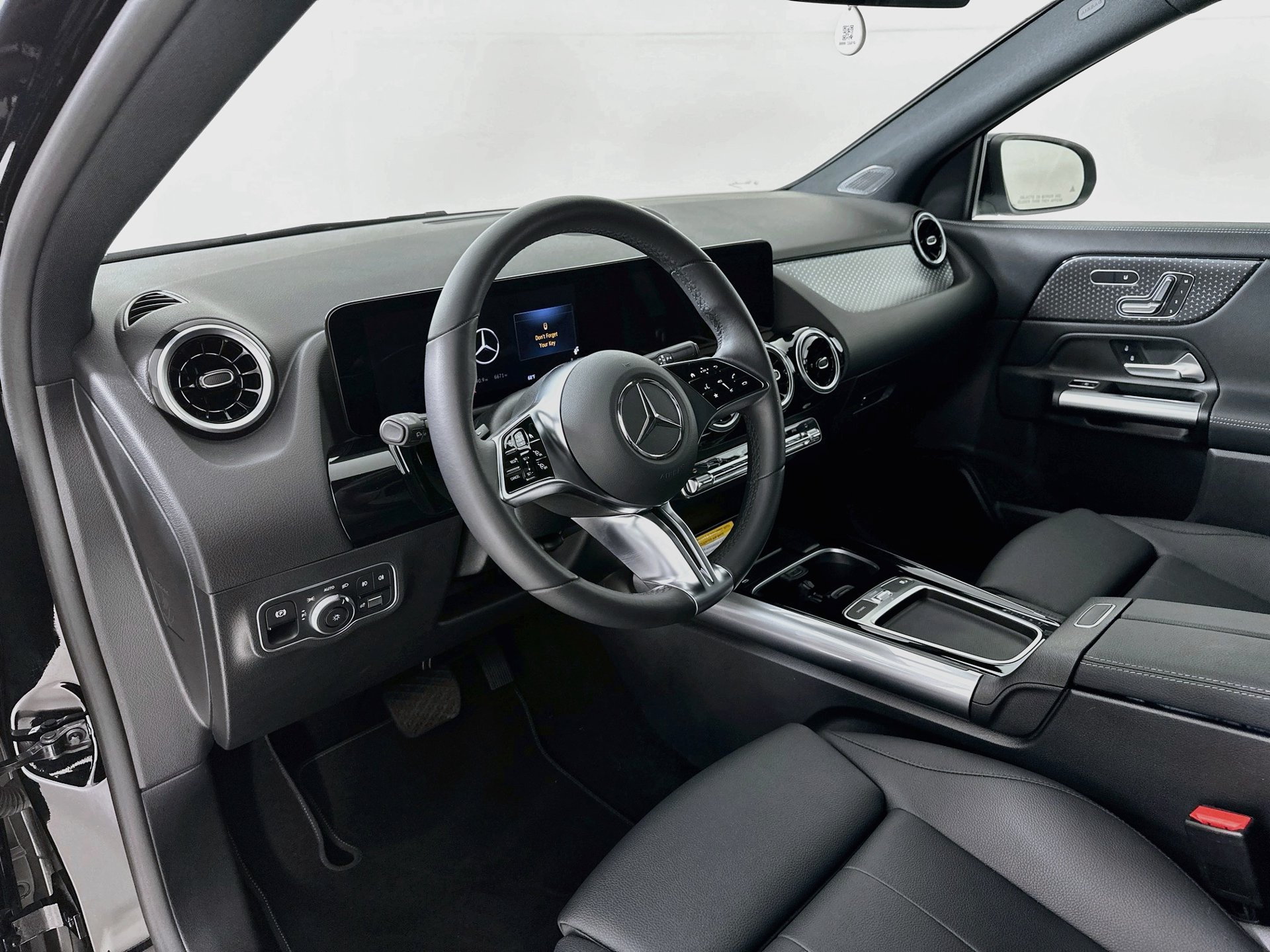 Used 2026 Mercedes-Benz GLA 250 image 10
