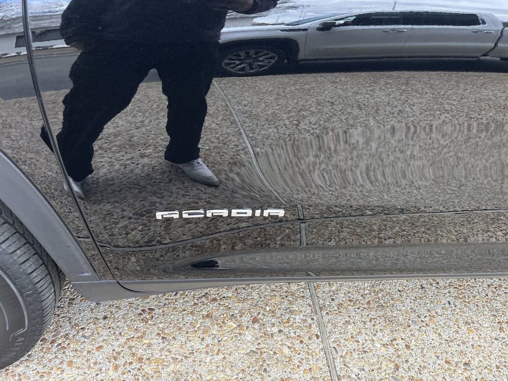 Certified 2025 GMC Acadia Elevation image 32