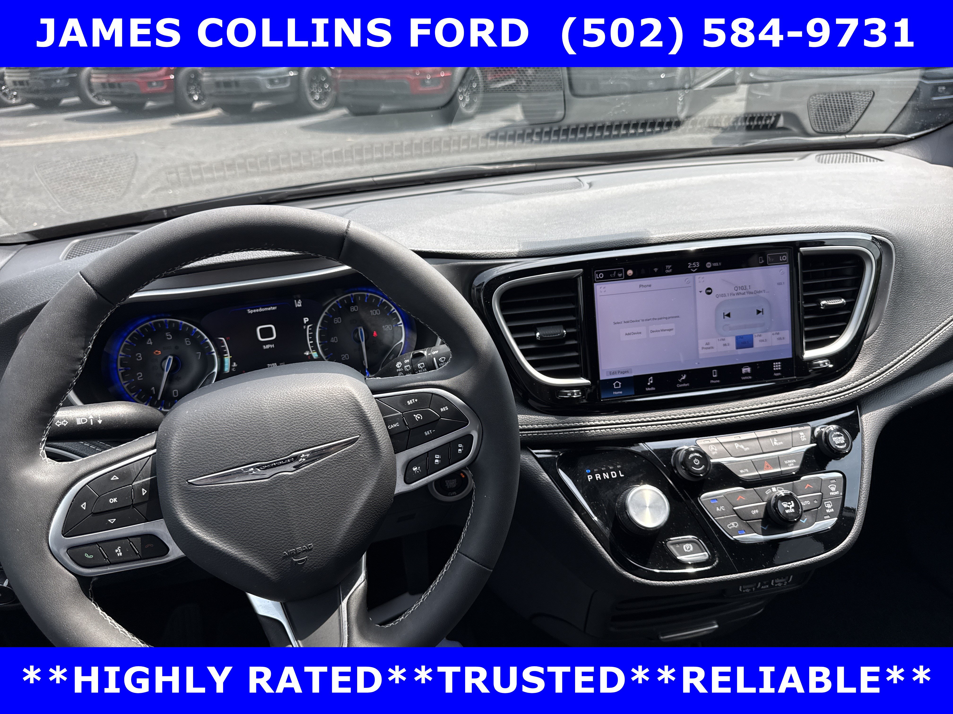Used 2025 Chrysler Pacifica Select FWD image 33