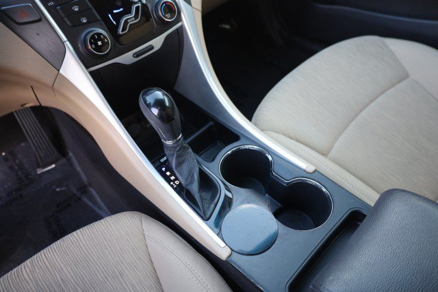 Used 2011 Hyundai Sonata GLS FWD image 30