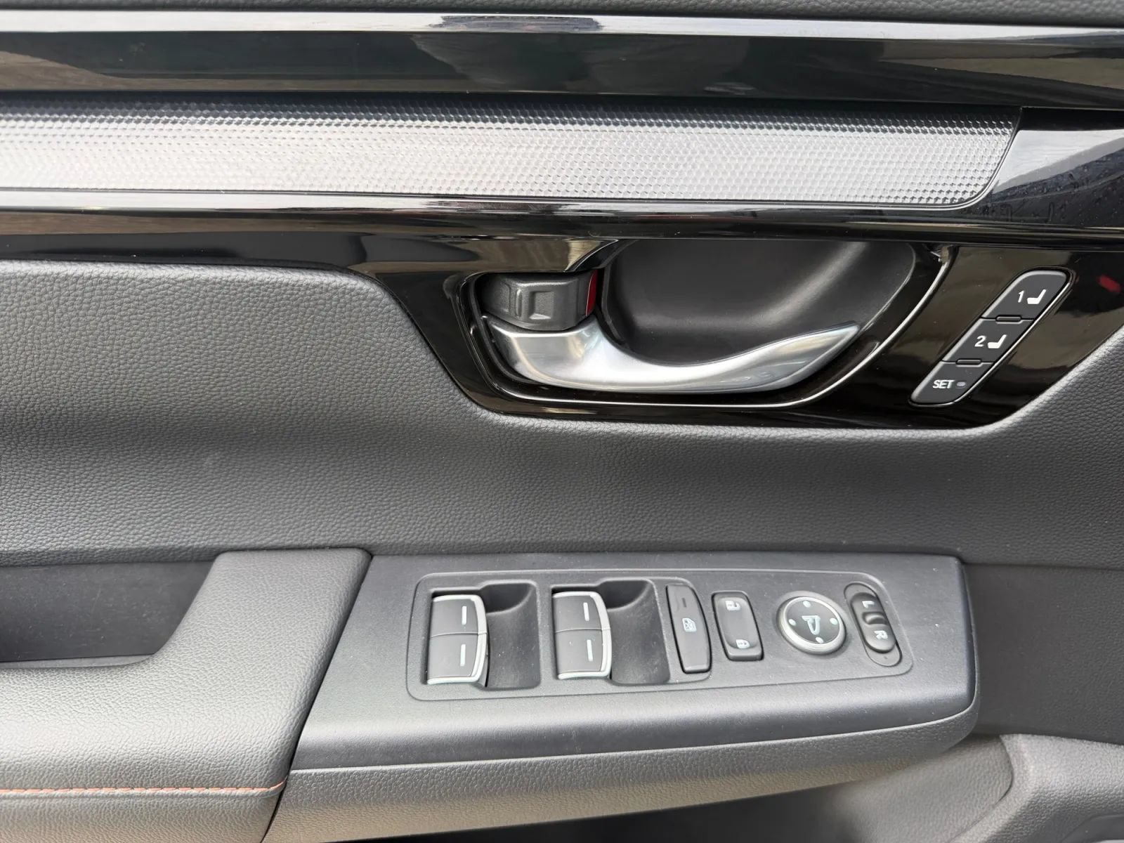 Used 2024 Honda CR-V Sport Touring image 14