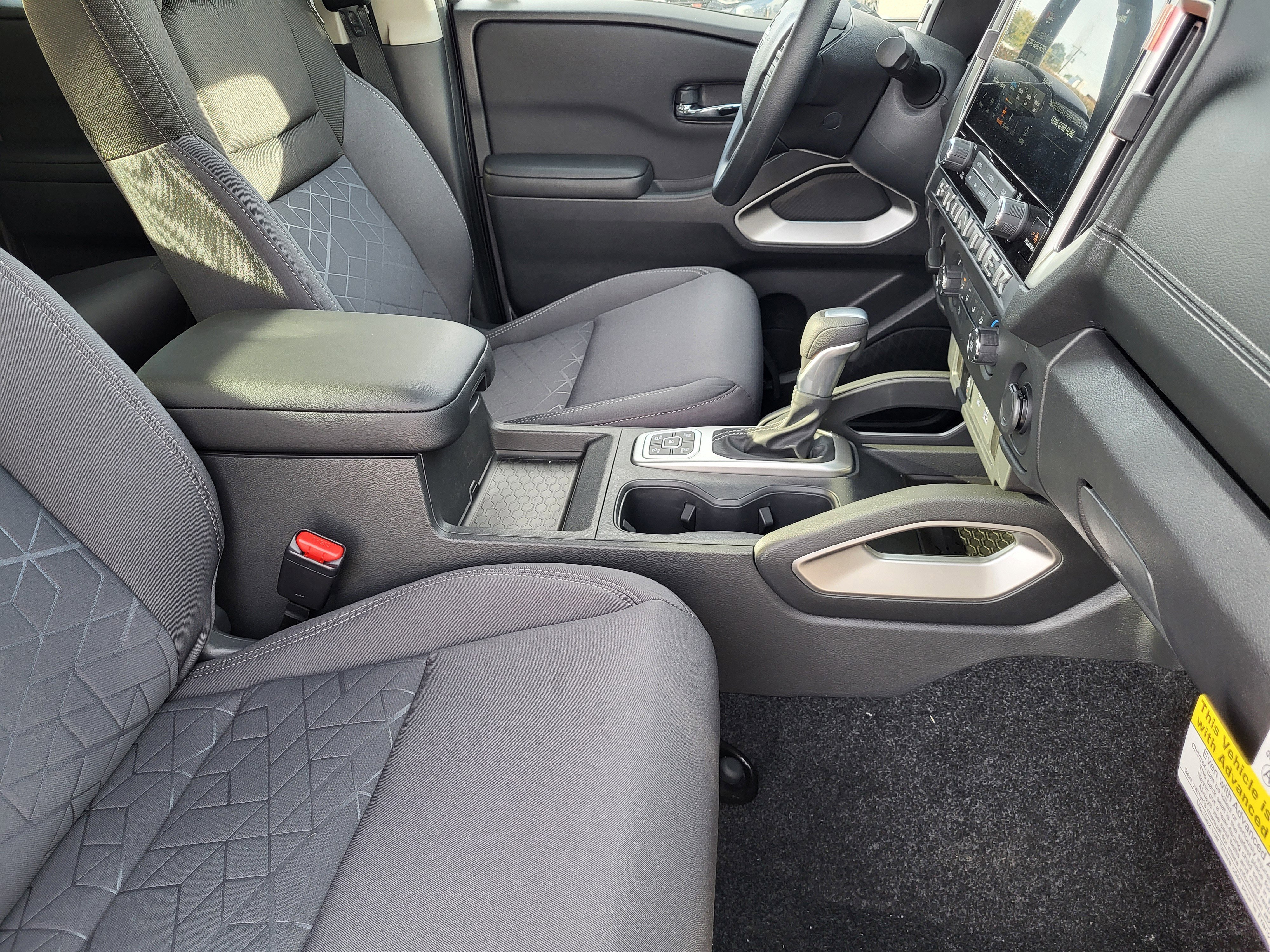 New 2026 Nissan Frontier SV w/ Tow Package image 9