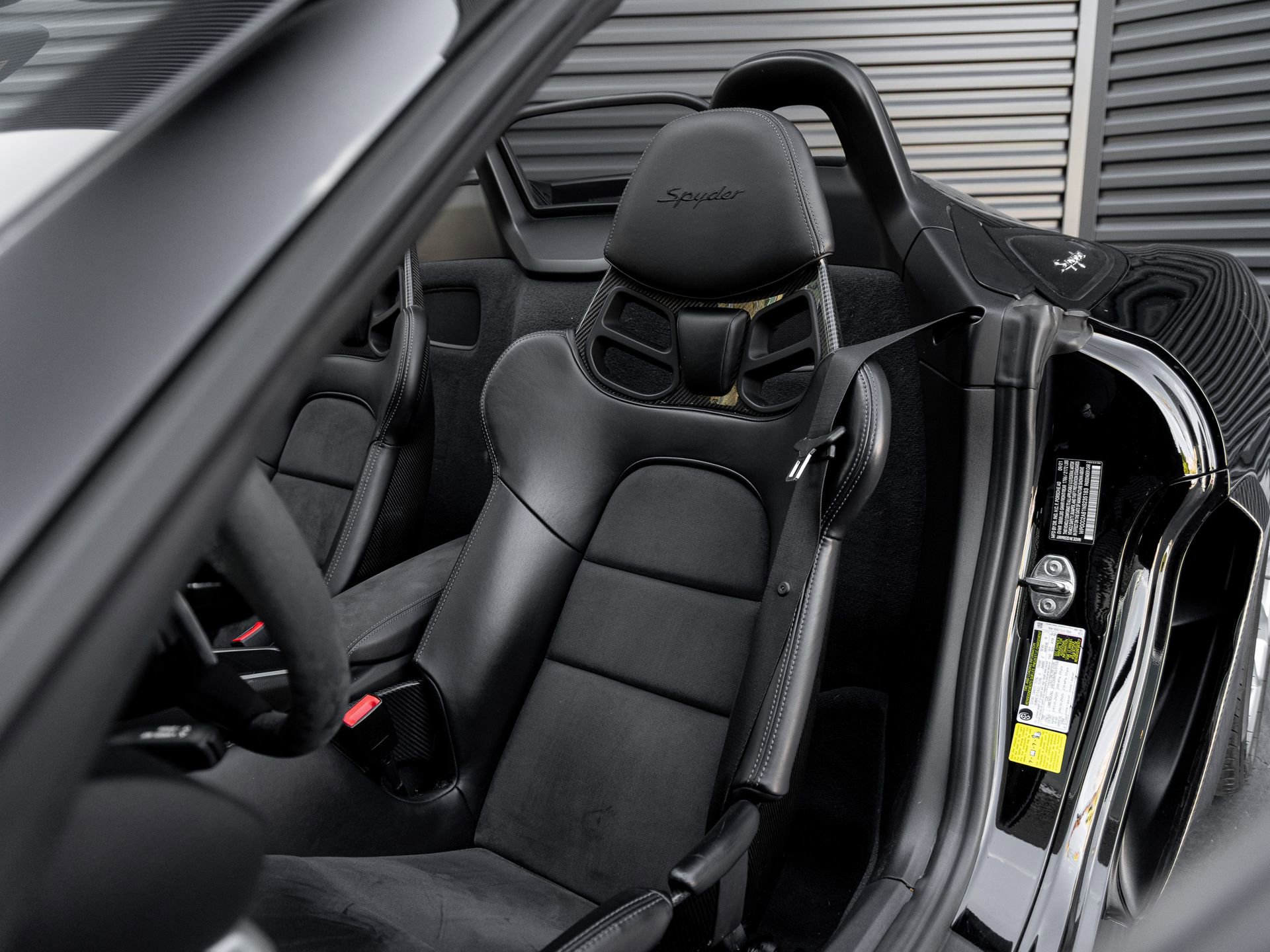 Certified 2022 Porsche 718 Boxster Spyder RWD image 5