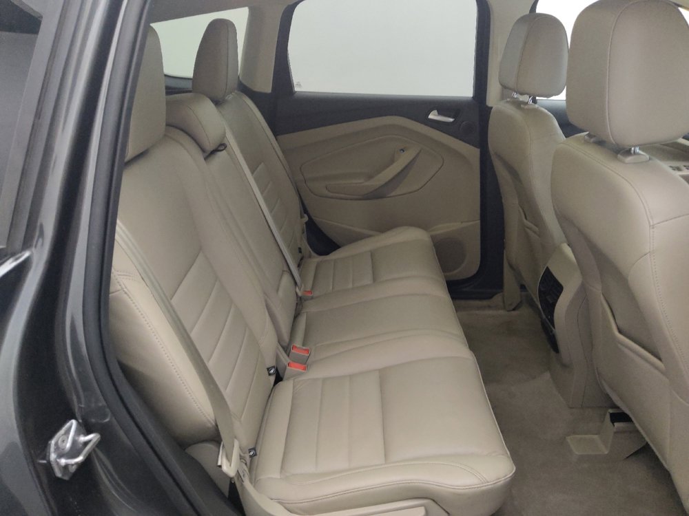Used 2016 Ford Escape SE w/ SE Leather Comfort Package FWD image 19
