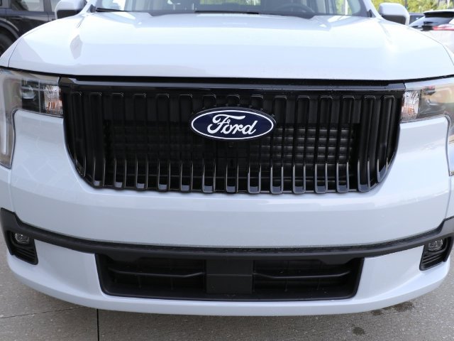 New 2026 Ford Maverick Lobo AWD/4WD image 9