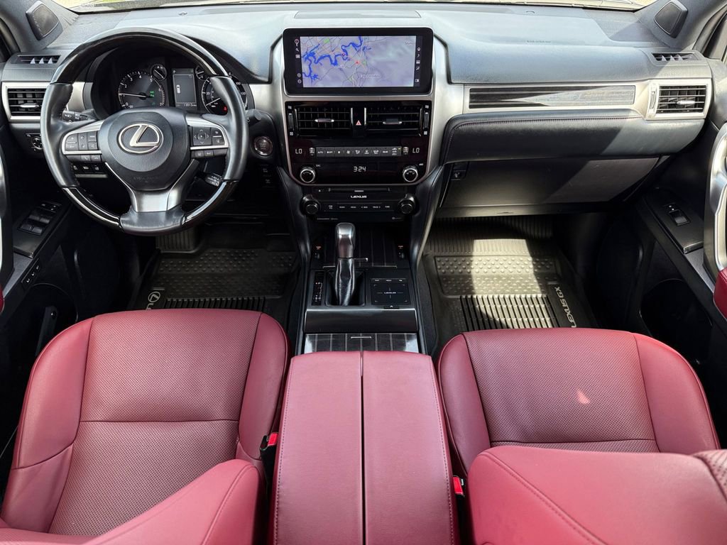 Used 2023 Lexus GX 460 Premium w/ Premium Package image 12