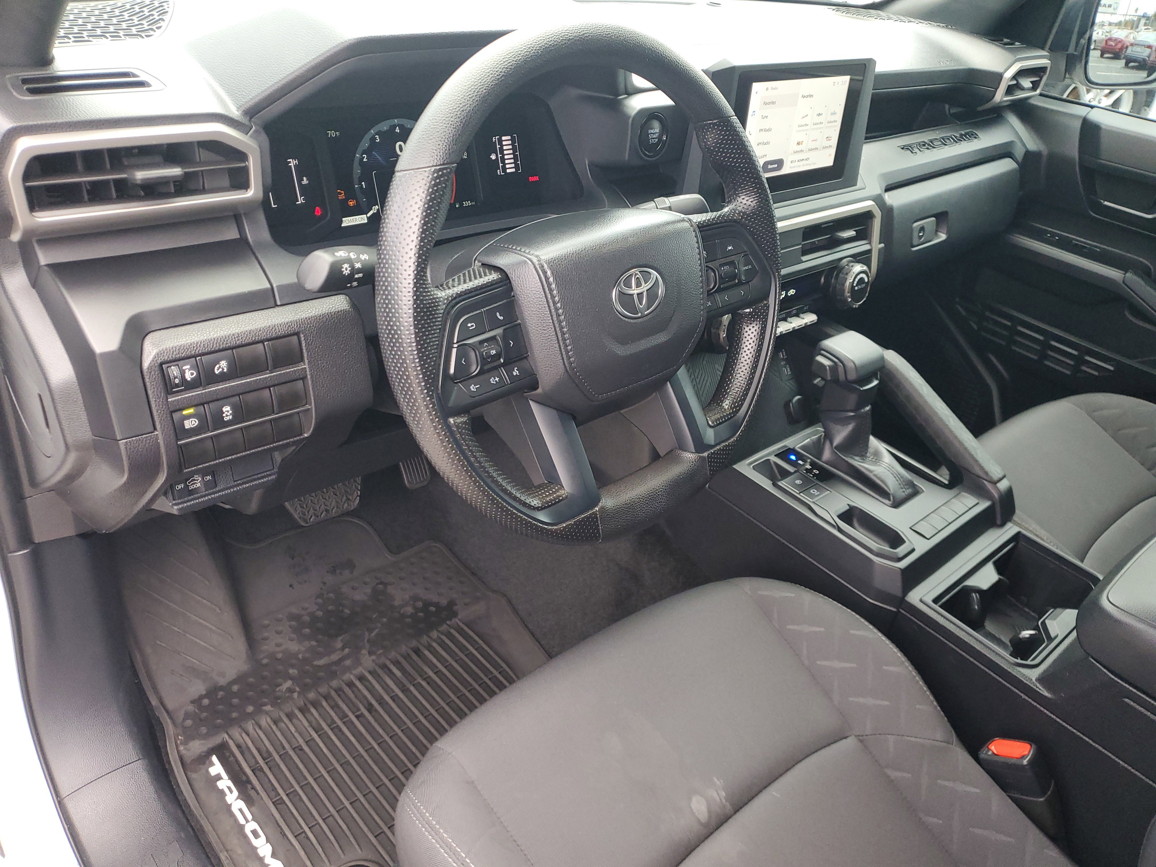 Used 2024 Toyota Tacoma SR image 12