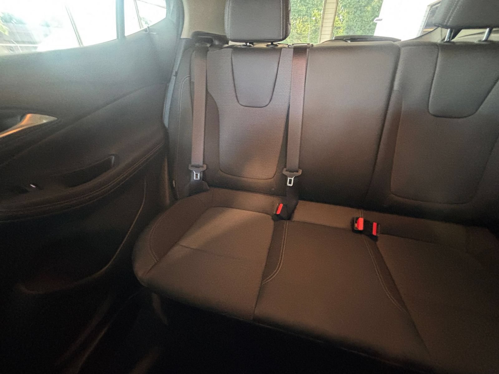 Used 2025 Nissan Sentra SV FWD image 38