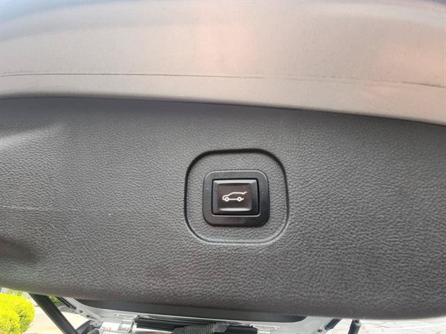 Used 2015 Chevrolet Equinox LT w/ Chrome Appearance Package FWD image 14