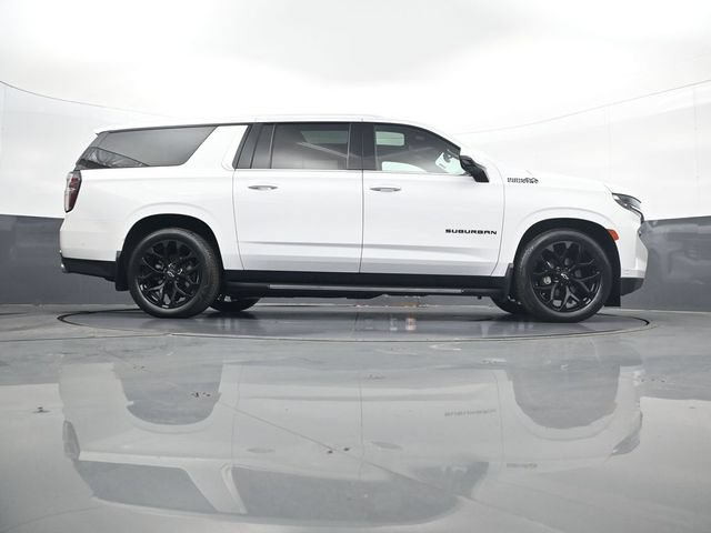 Used 2023 Chevrolet Suburban High Country w/ Advanced Technology Package AWD/4WD image 37